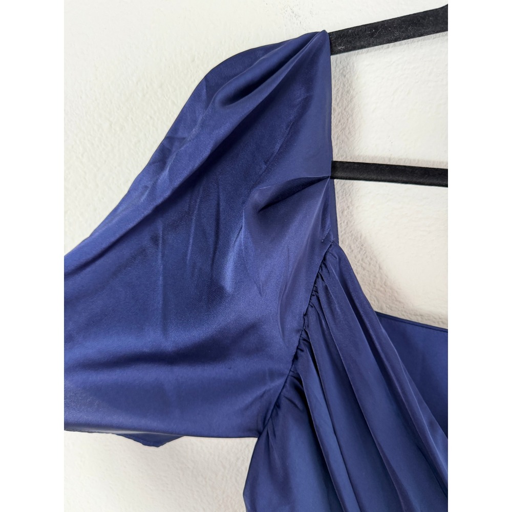 NEW Express Womens 6 Navy Satin Ruched Tiered Mini Dress Puff Sleeve - Picture 6 of 8